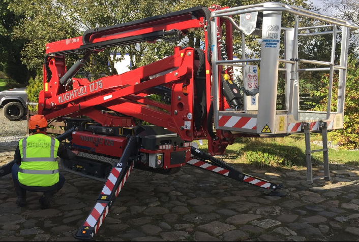 Lightweight And Compact 17m Boom Provides Greater Accessibility For Cleaning Company 