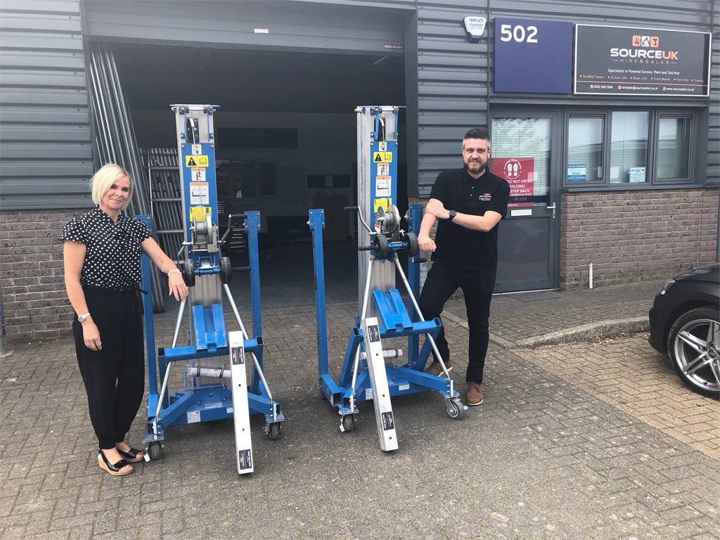 Hire specialist turns to APS for Genie material lift investment
