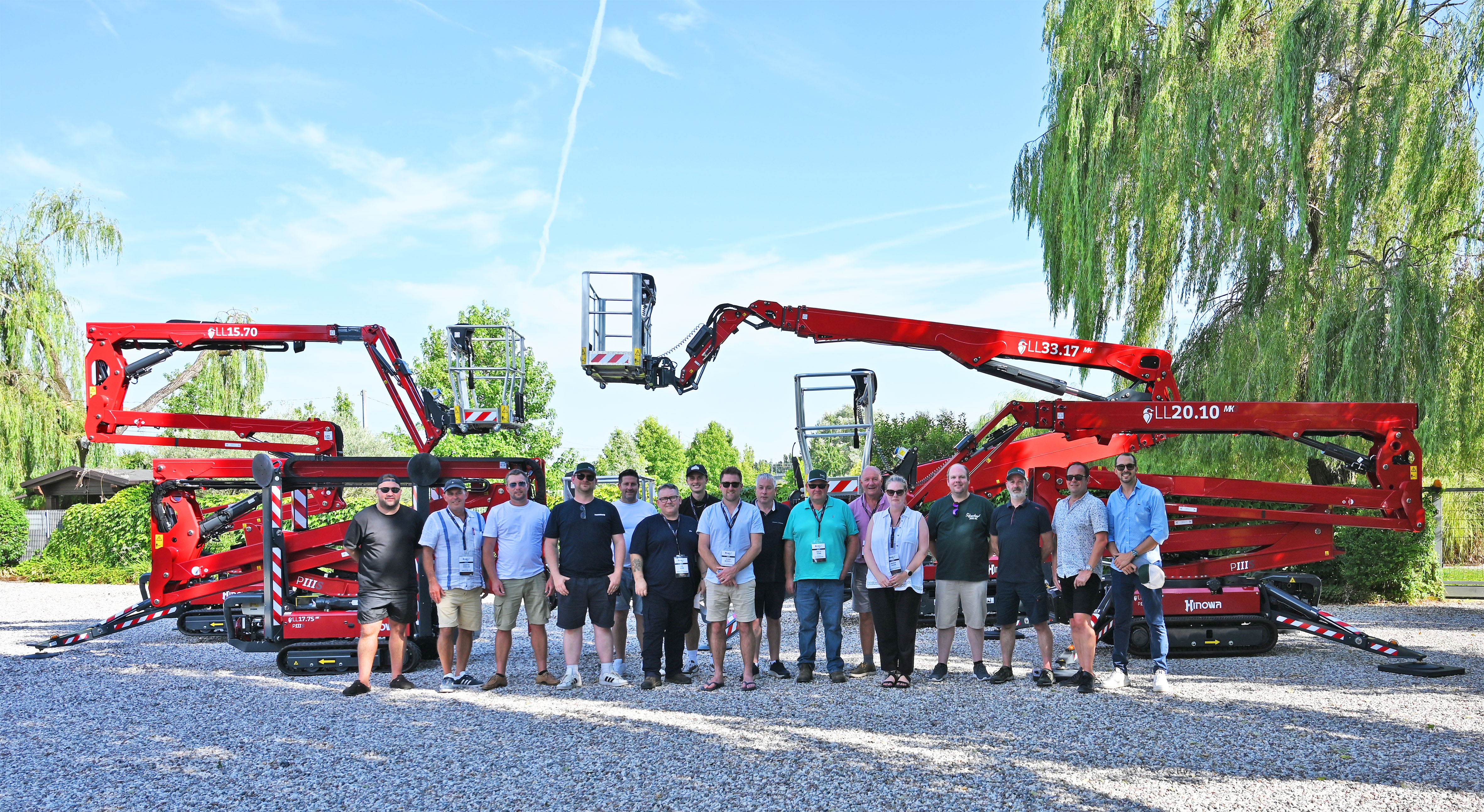 APS Visit Hinowa Factory in Italy: Strengthening Knowledge for Our Customers