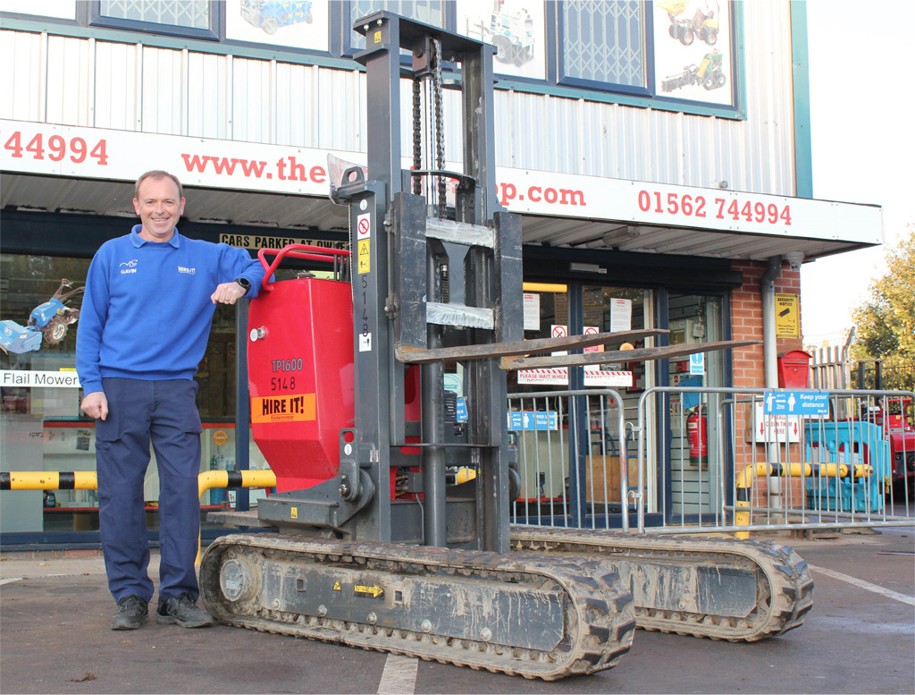 Hire It shows you can solve it with a Hinowa forklift