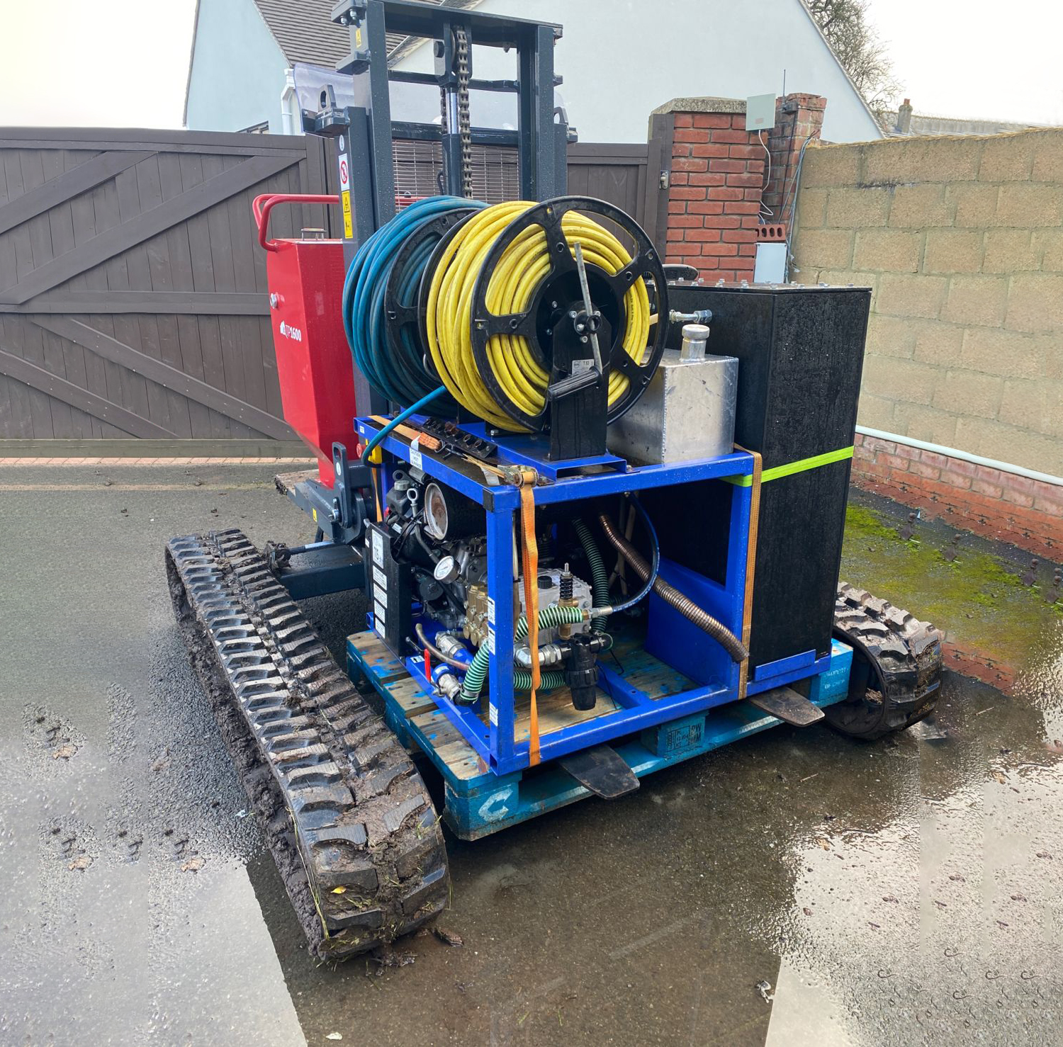 Tracked forklift transforms material moving for drainage specialist