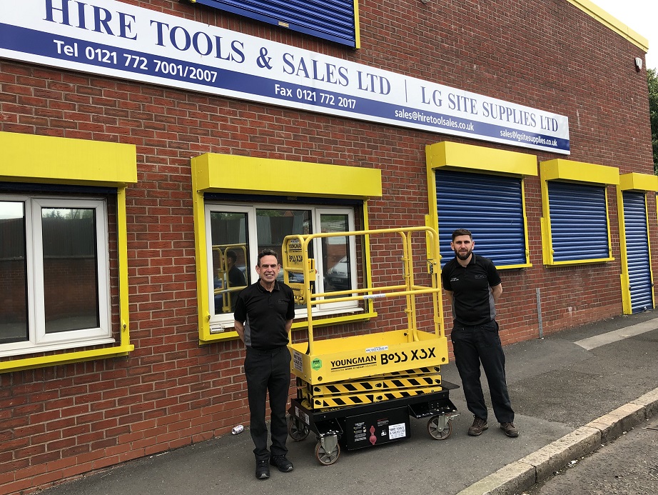 Prize scissor lift goes straight out on hire