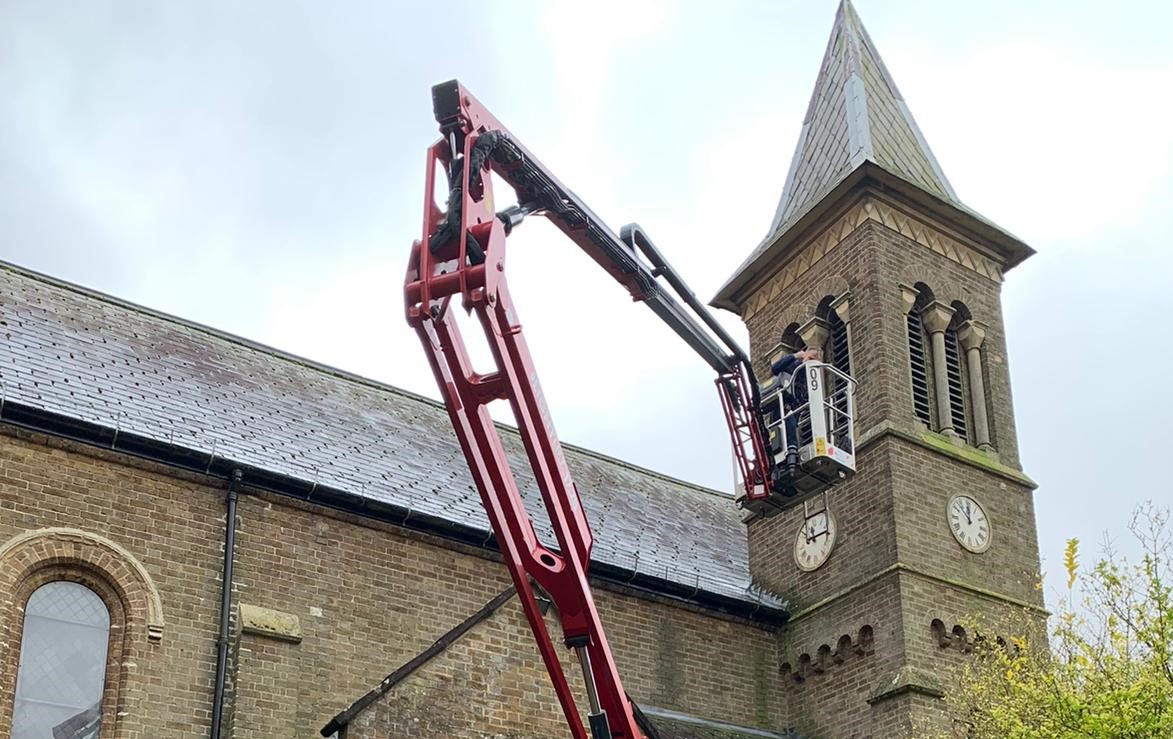 6 reasons Hinowa spider lifts are ideal for working in church grounds
